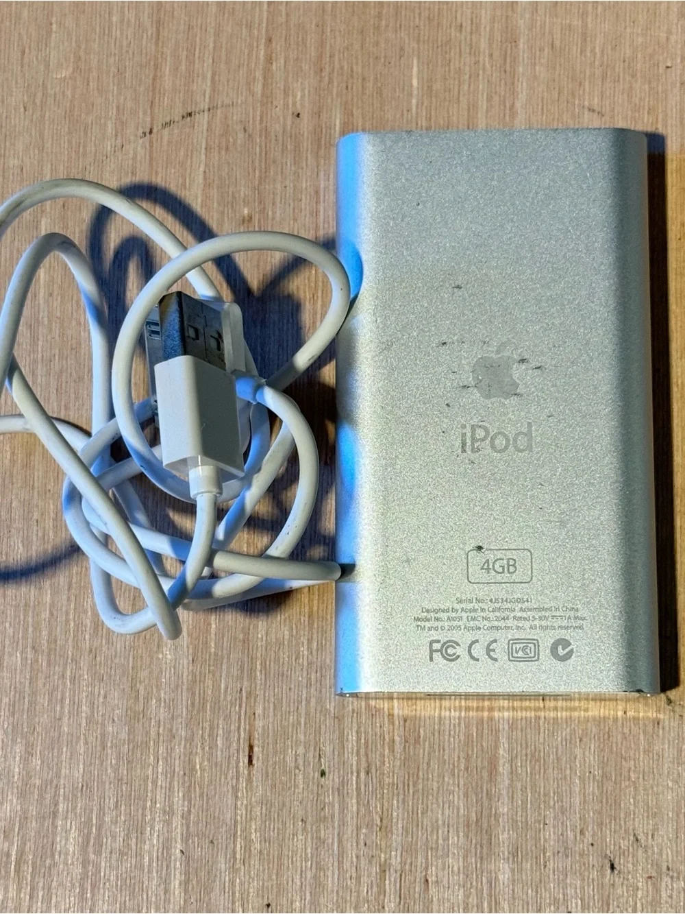 iPod Mini 1st Gen Model:A1051 4GB Silver Tested Good w/760 Song Read Info Below!